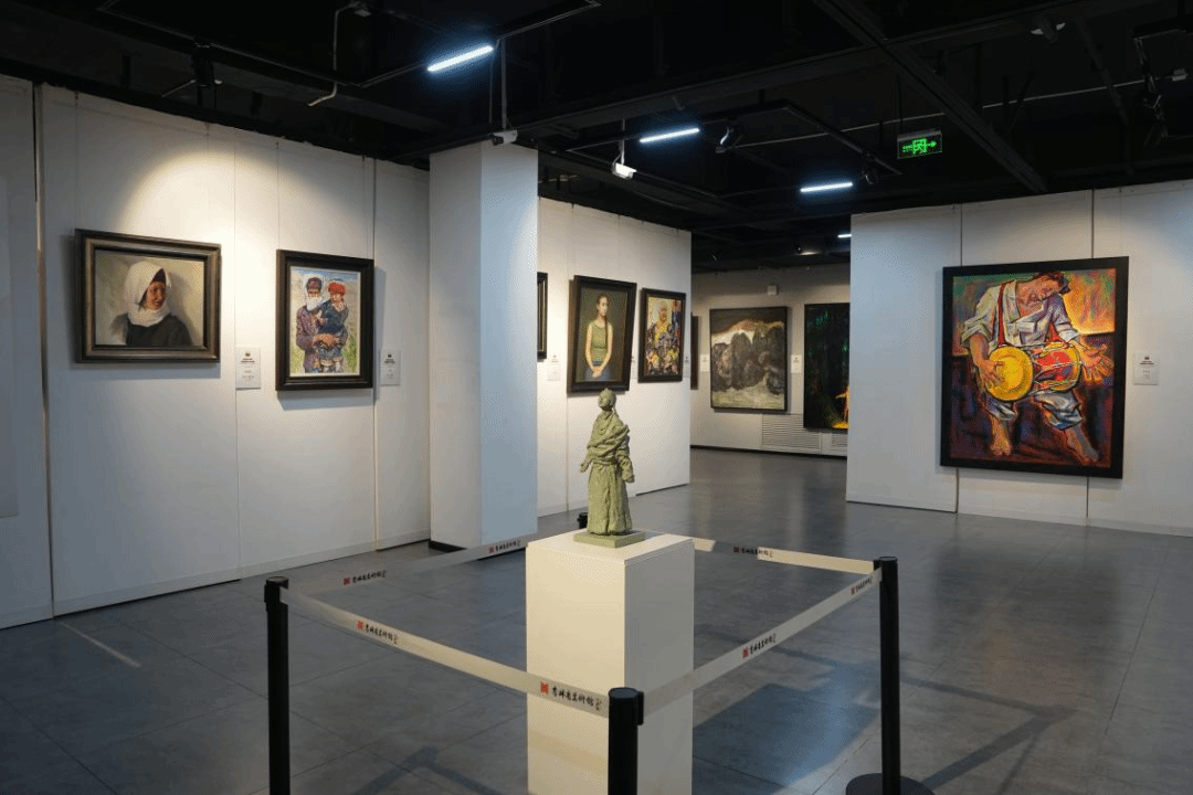 2025年度国家艺术基金传播交流推广资助项目“学院精神——全国美术院校民族题材作品巡展”在吉林省美术馆开幕